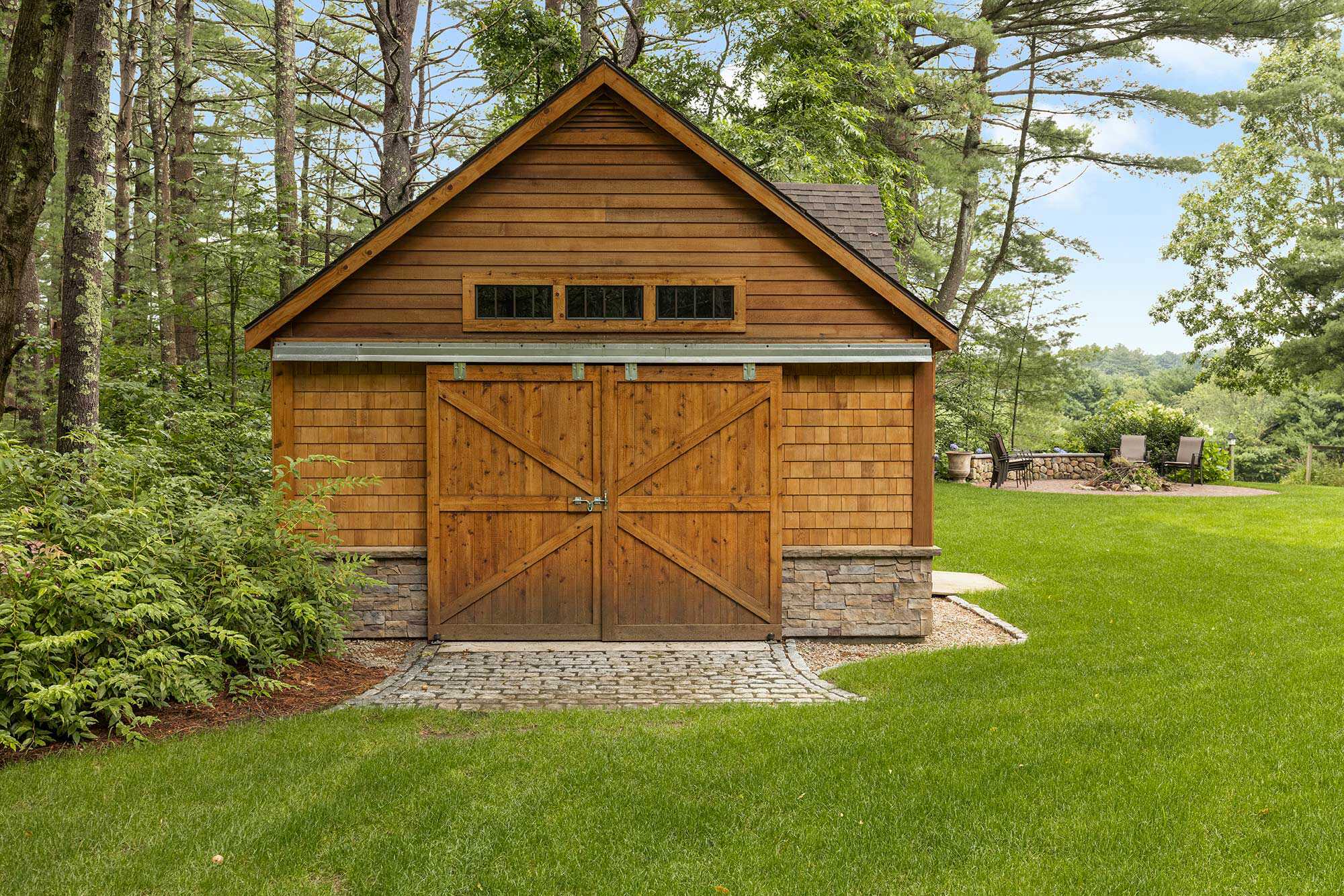 6 Ideas for a Beautiful Barn Shed